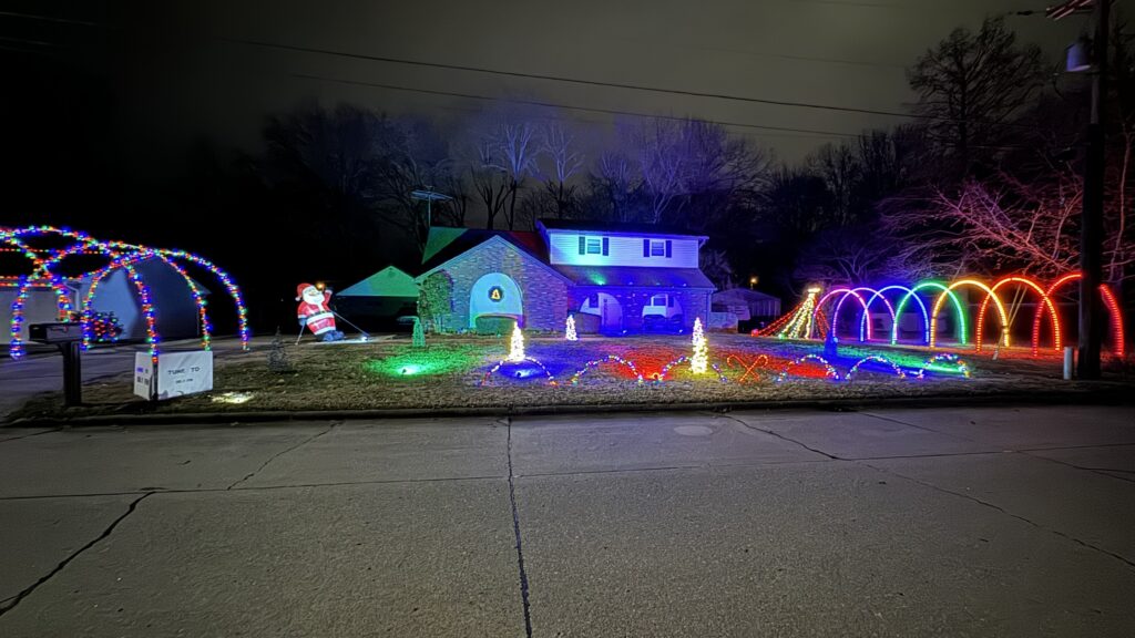 Courier mail christmas lights list 2025